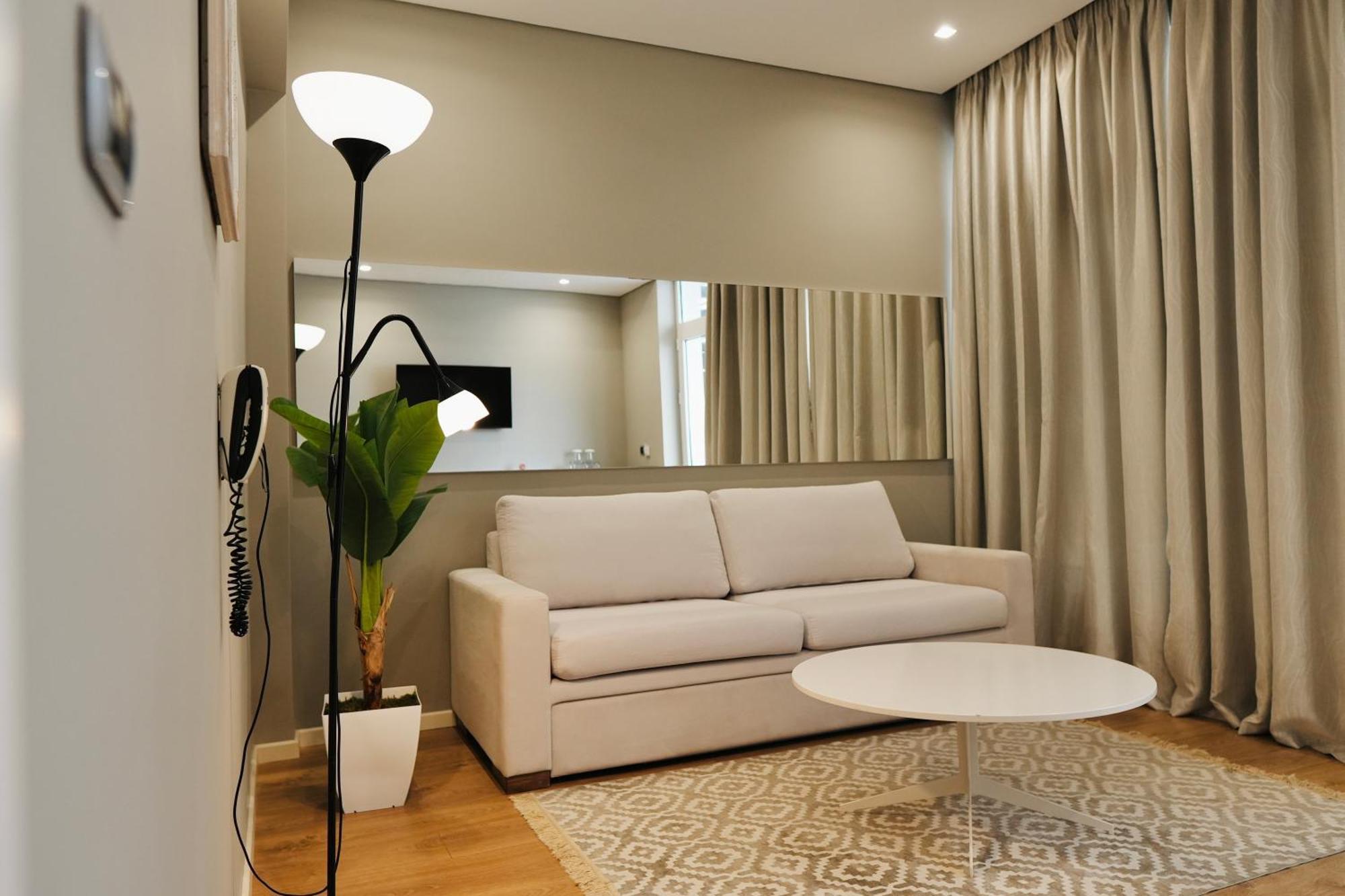 סרנדה Hotel Blue Sky מראה חיצוני תמונה