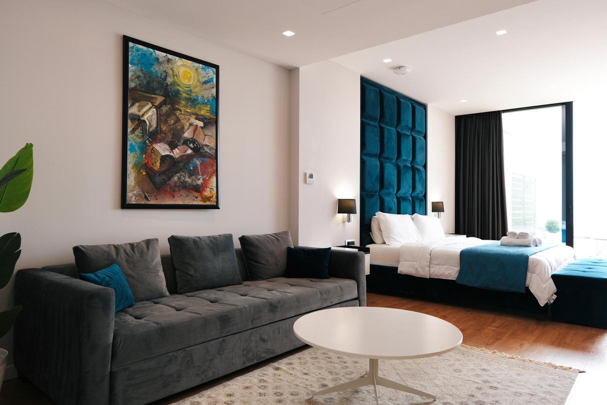 סרנדה Hotel Blue Sky מראה חיצוני תמונה