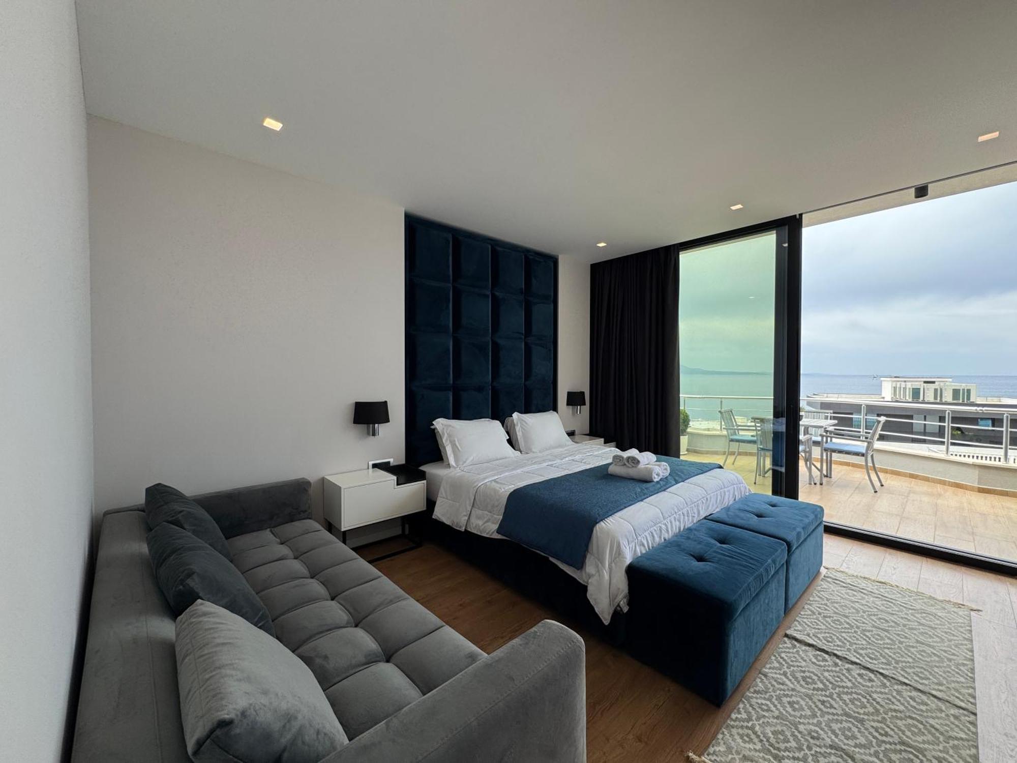 סרנדה Hotel Blue Sky מראה חיצוני תמונה
