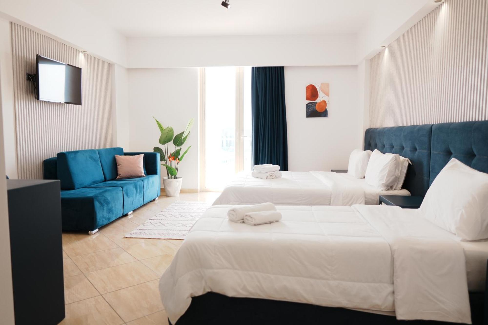 סרנדה Hotel Blue Sky מראה חיצוני תמונה