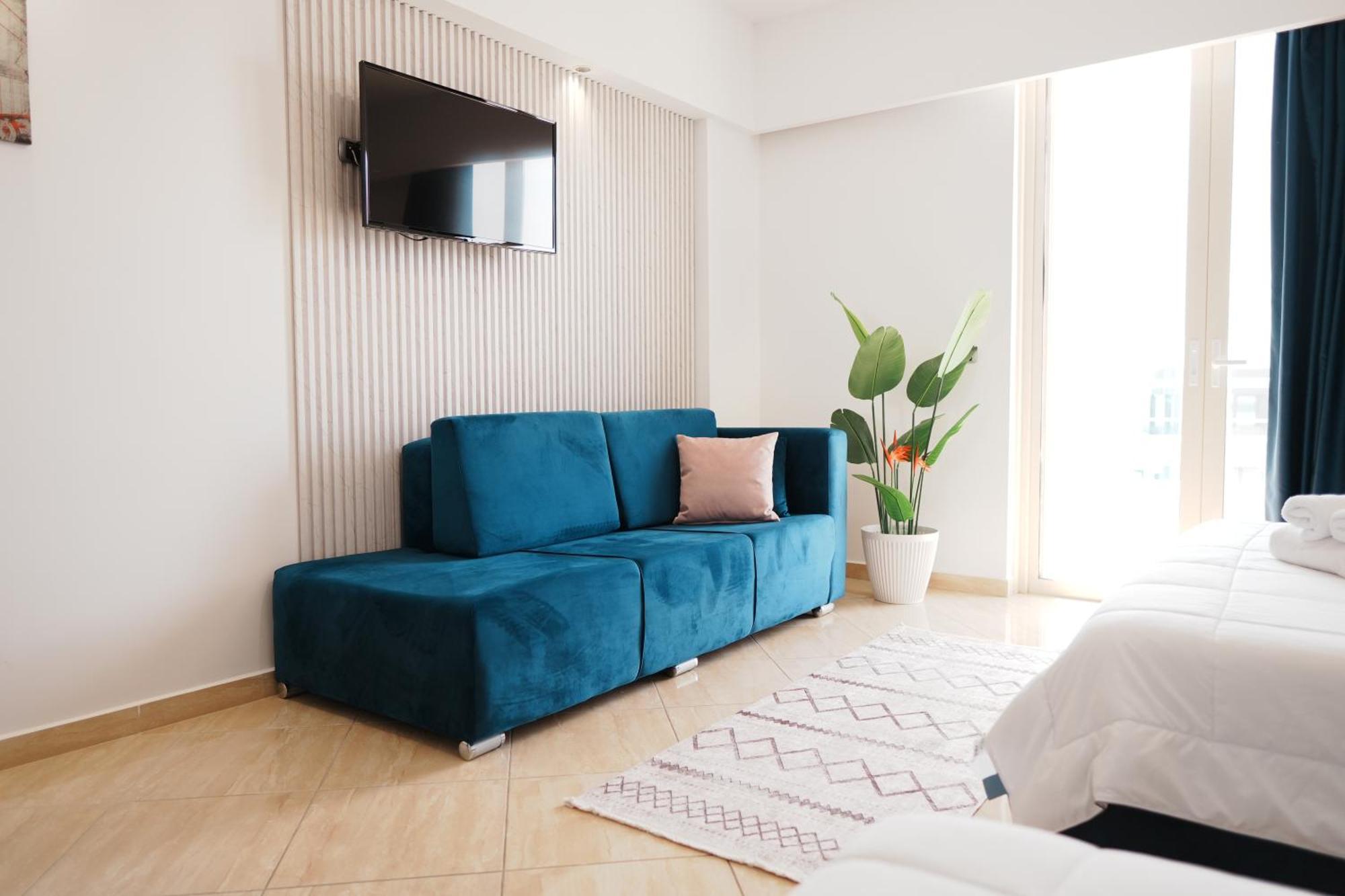 סרנדה Hotel Blue Sky מראה חיצוני תמונה