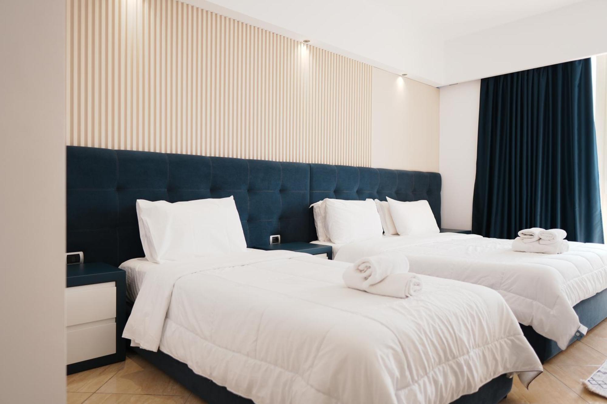 סרנדה Hotel Blue Sky מראה חיצוני תמונה
