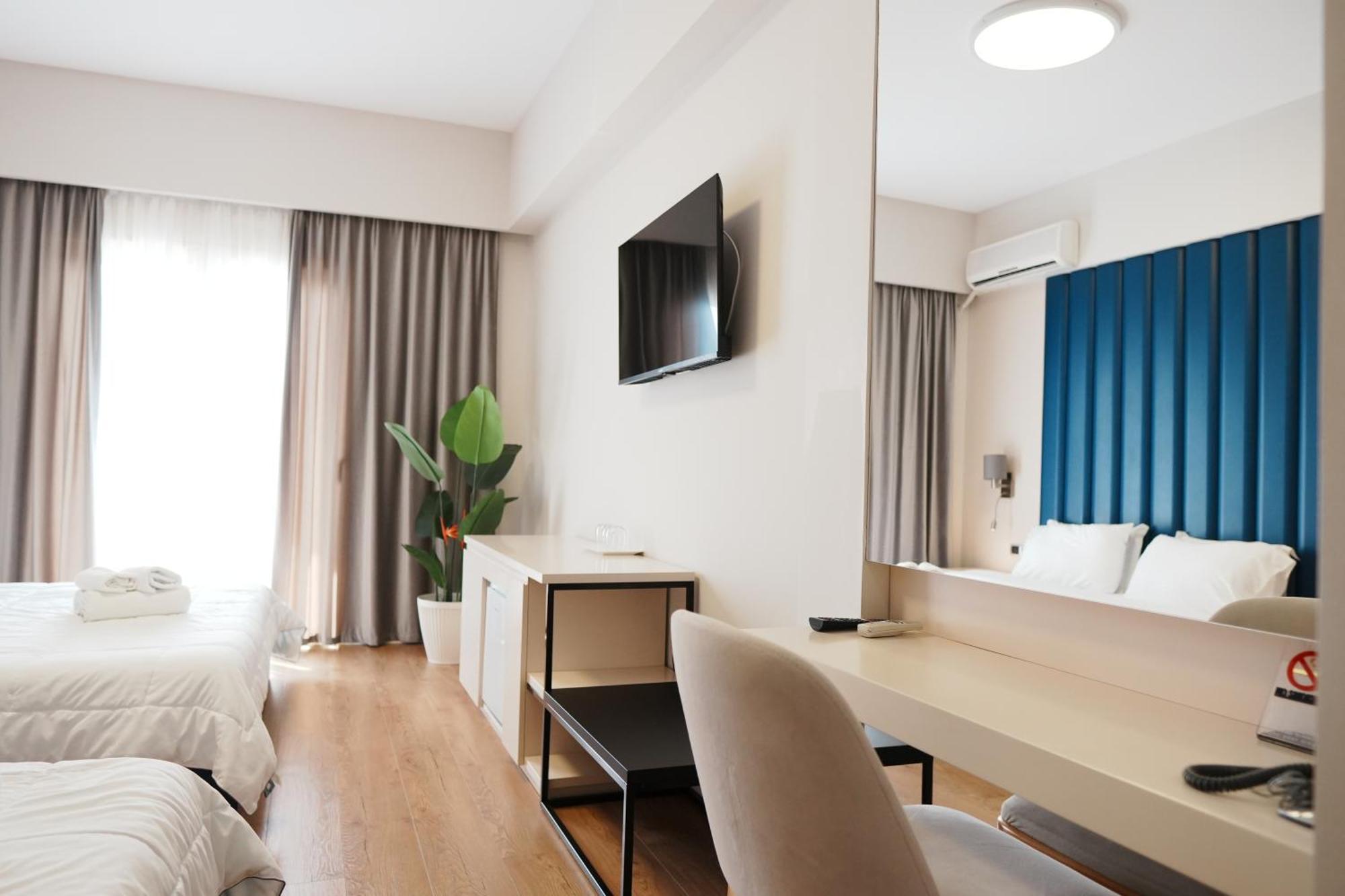 סרנדה Hotel Blue Sky מראה חיצוני תמונה