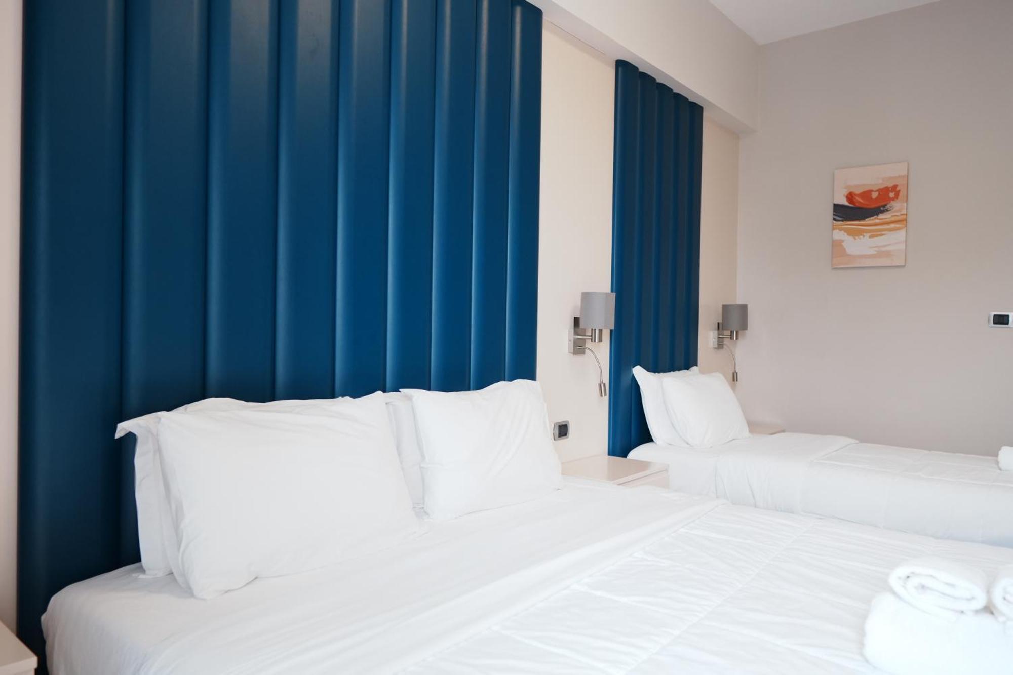 סרנדה Hotel Blue Sky מראה חיצוני תמונה