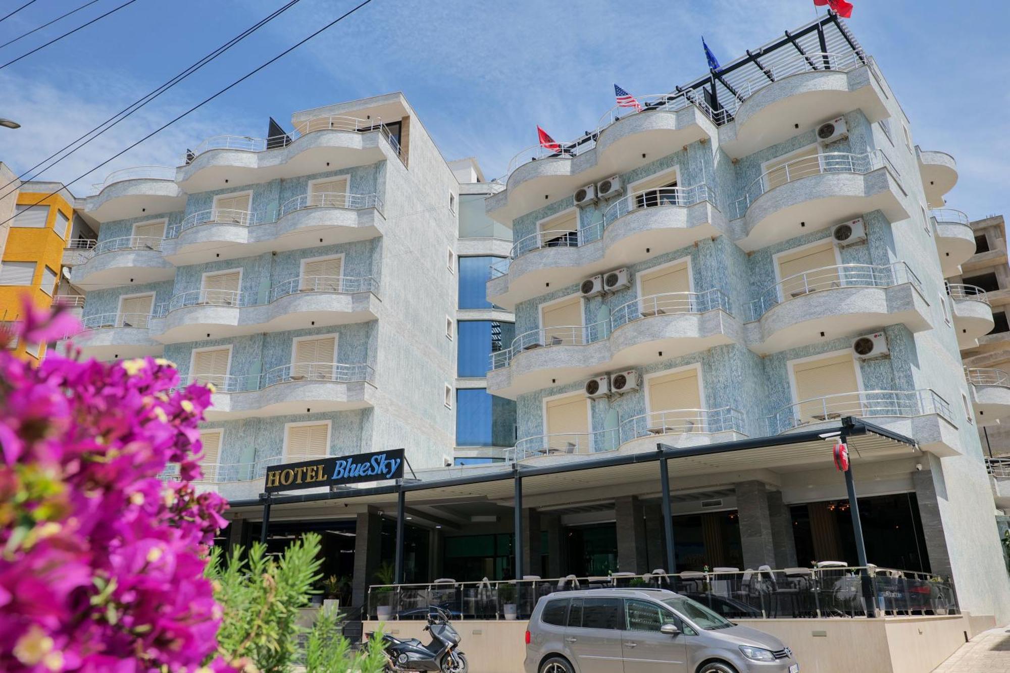 סרנדה Hotel Blue Sky מראה חיצוני תמונה