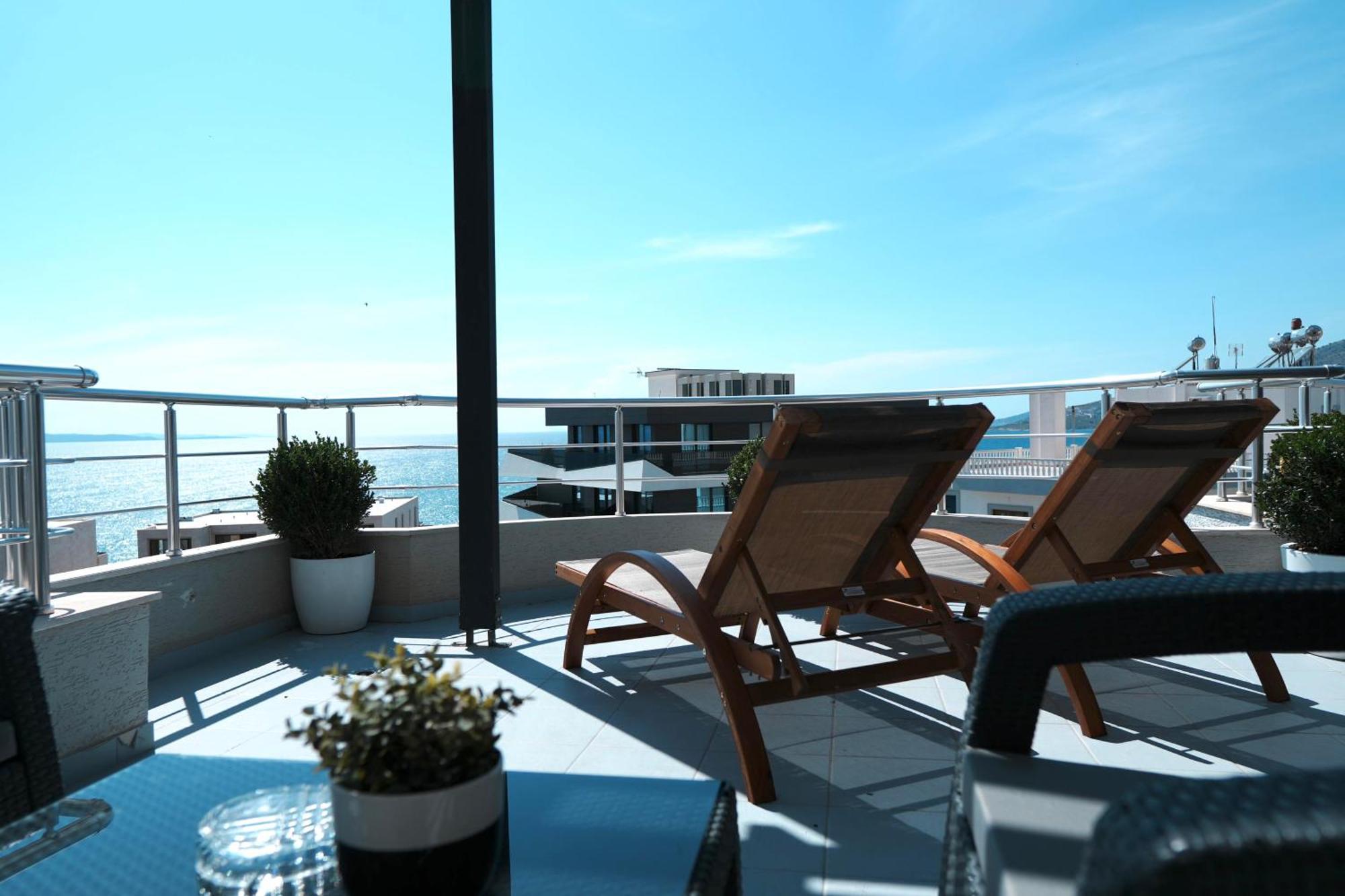 סרנדה Hotel Blue Sky מראה חיצוני תמונה